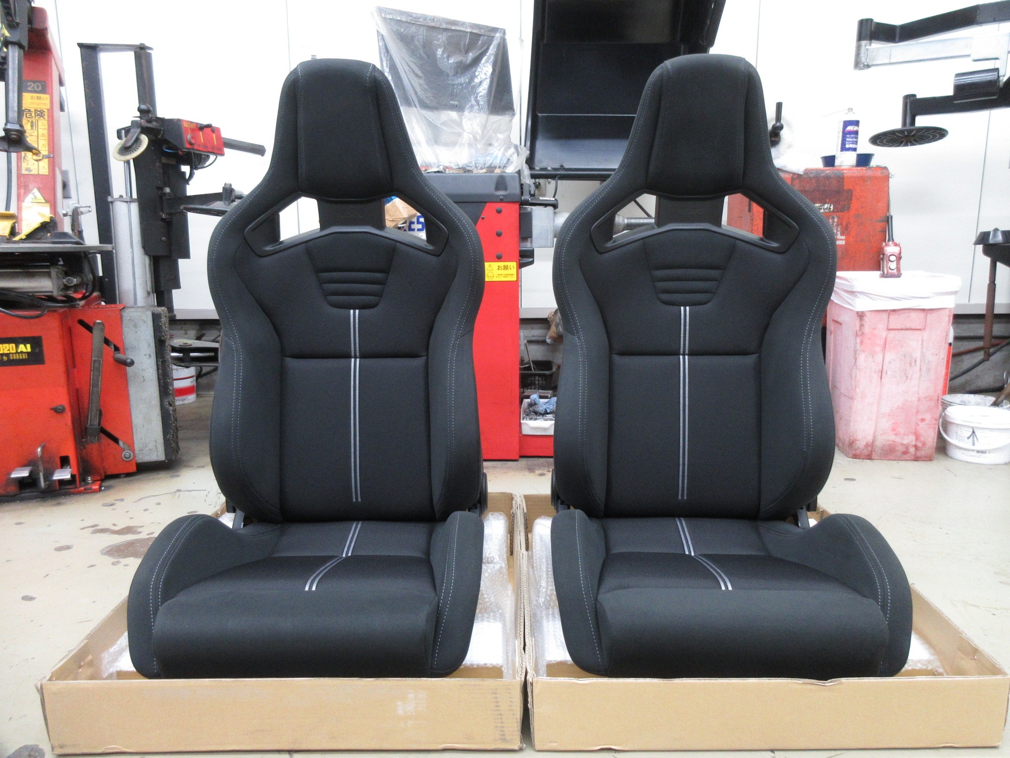 86純正シート2脚セット