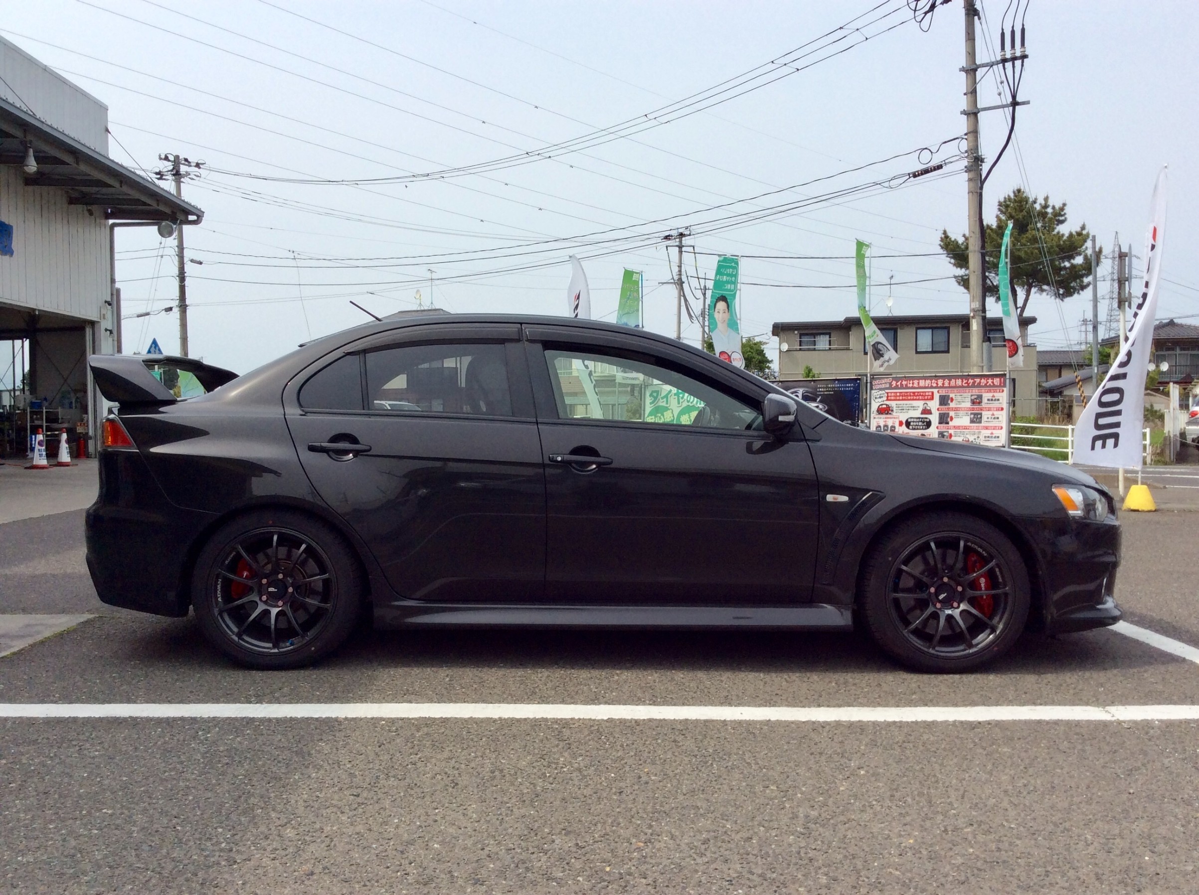 ランサーエボリューションX CZ4A 車高調取り付けます