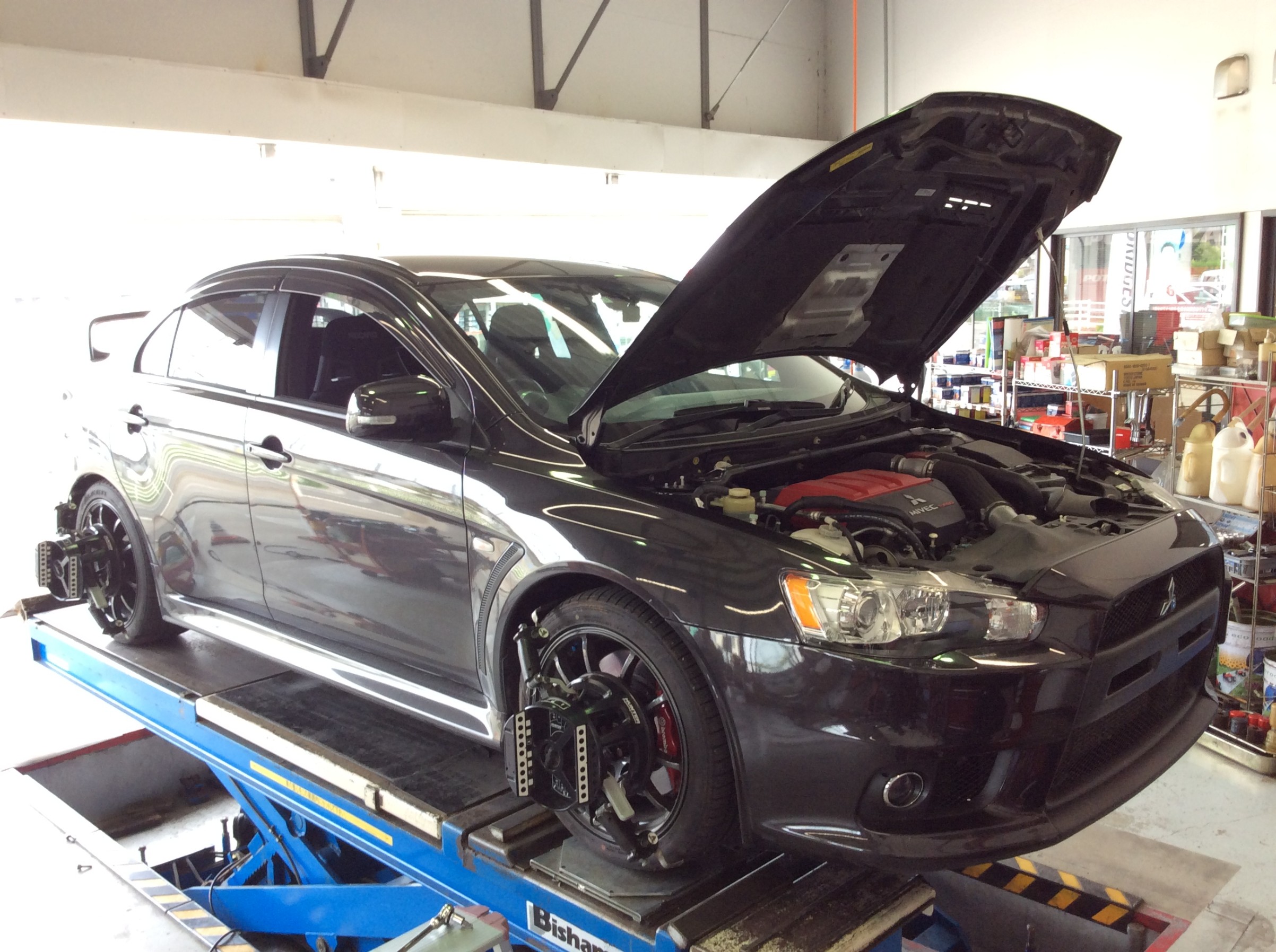ランサーエボリューションX CZ4A 車高調取り付けます