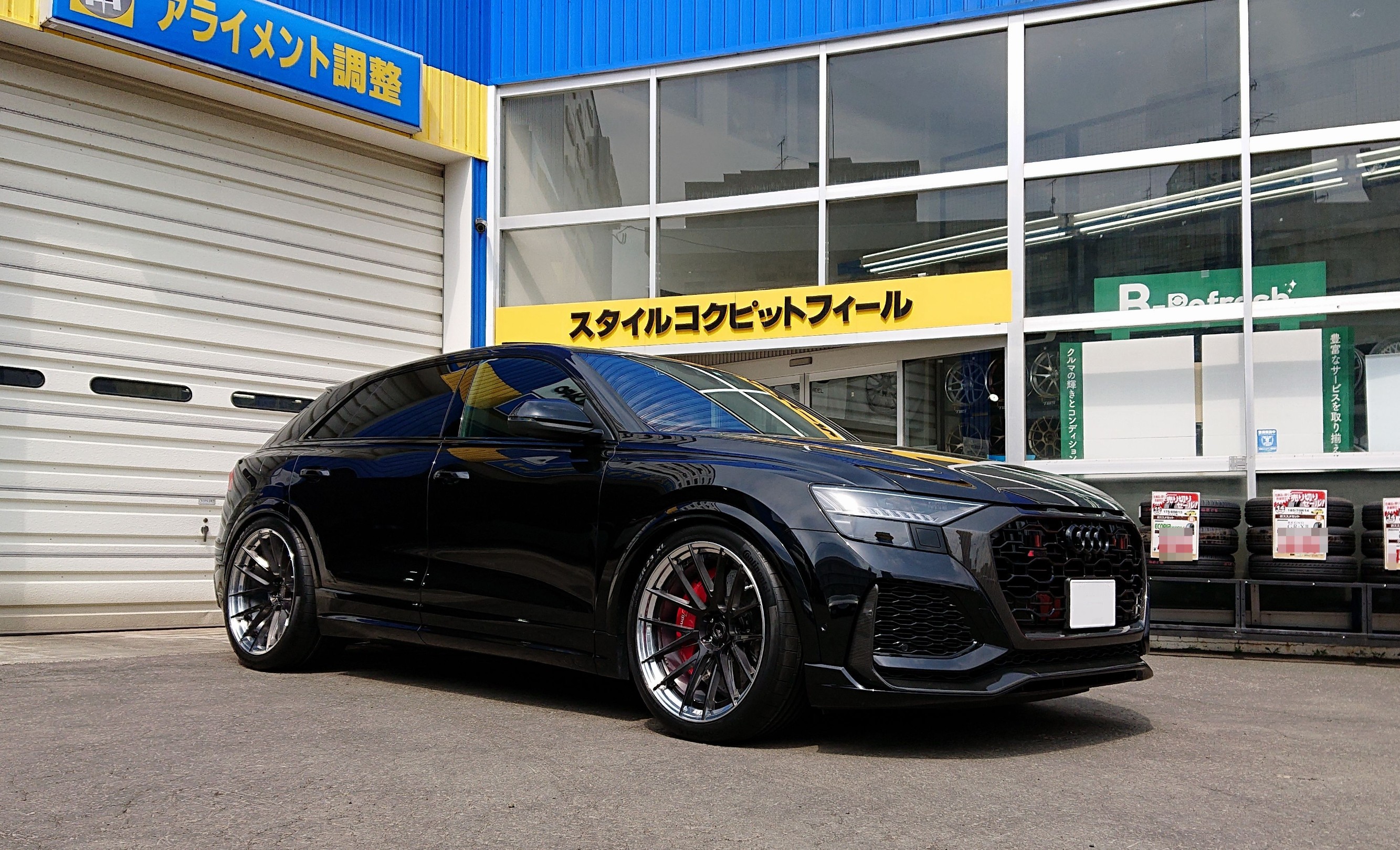 BC FORGED（BCフォージド）HCA383 の装着作業 ／ アウディ RS-Q8