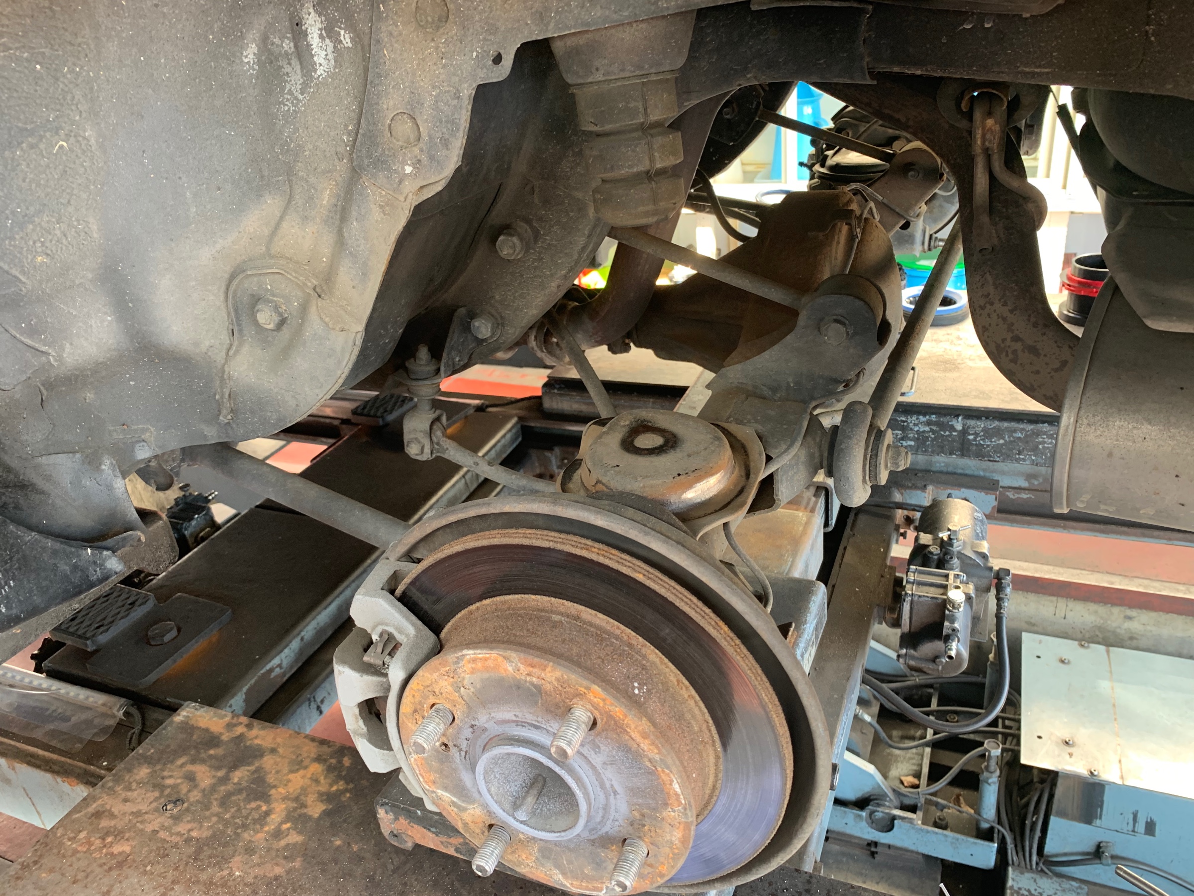 AE86 車高調取り付け | トヨタ | スタッフ 日記 | コクピット AE86 車高調取り付け | トヨタ | スタッフ 日記 | コクピット