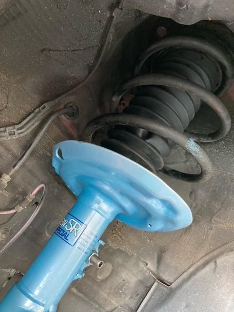 ZVW52 プリウスPHV × サスペンションリフレッシュ | トヨタ プリウス