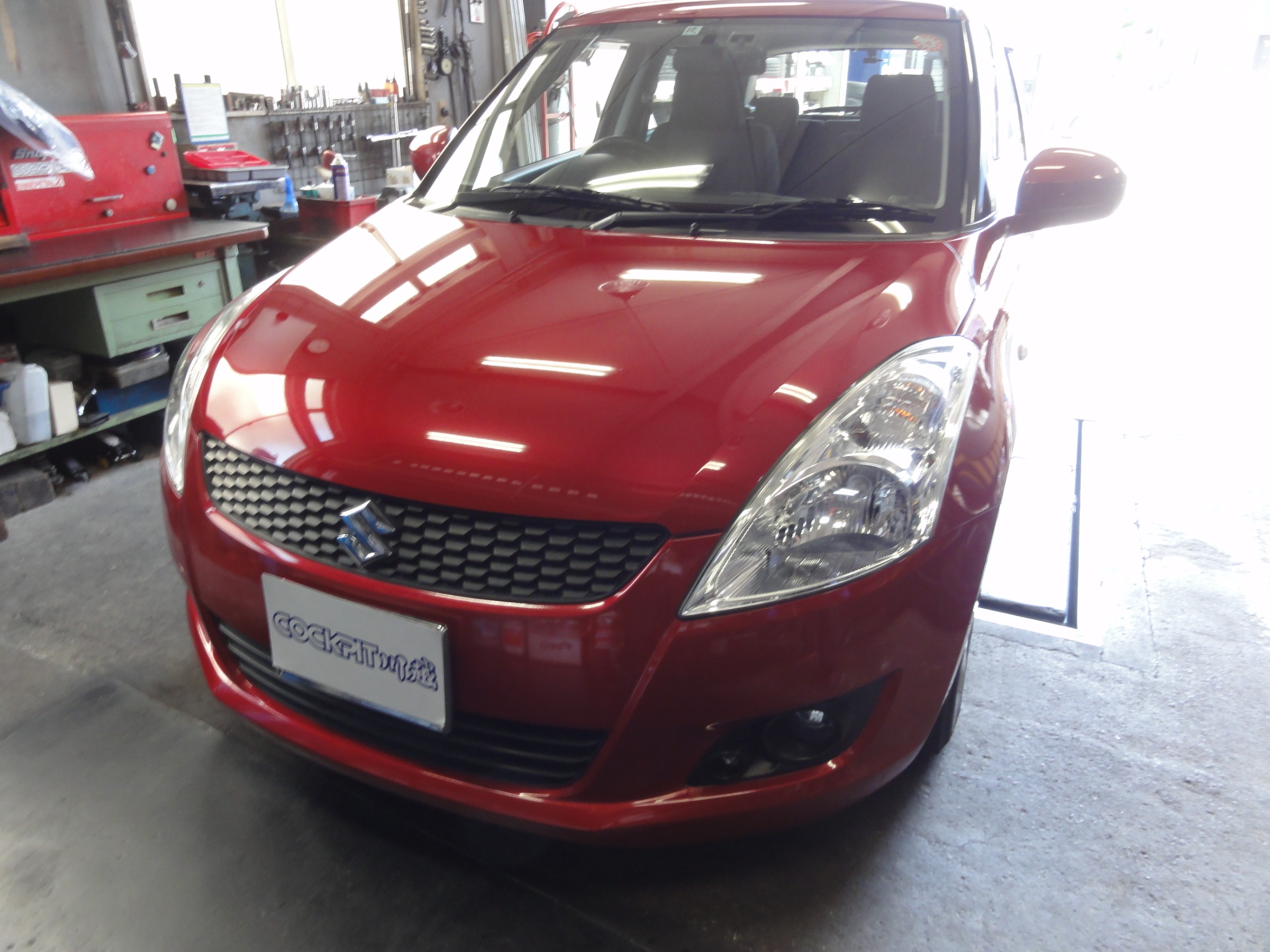 スイフト（ZC72S）レカロ製リクライニングスポーツシート「SR-6」装着