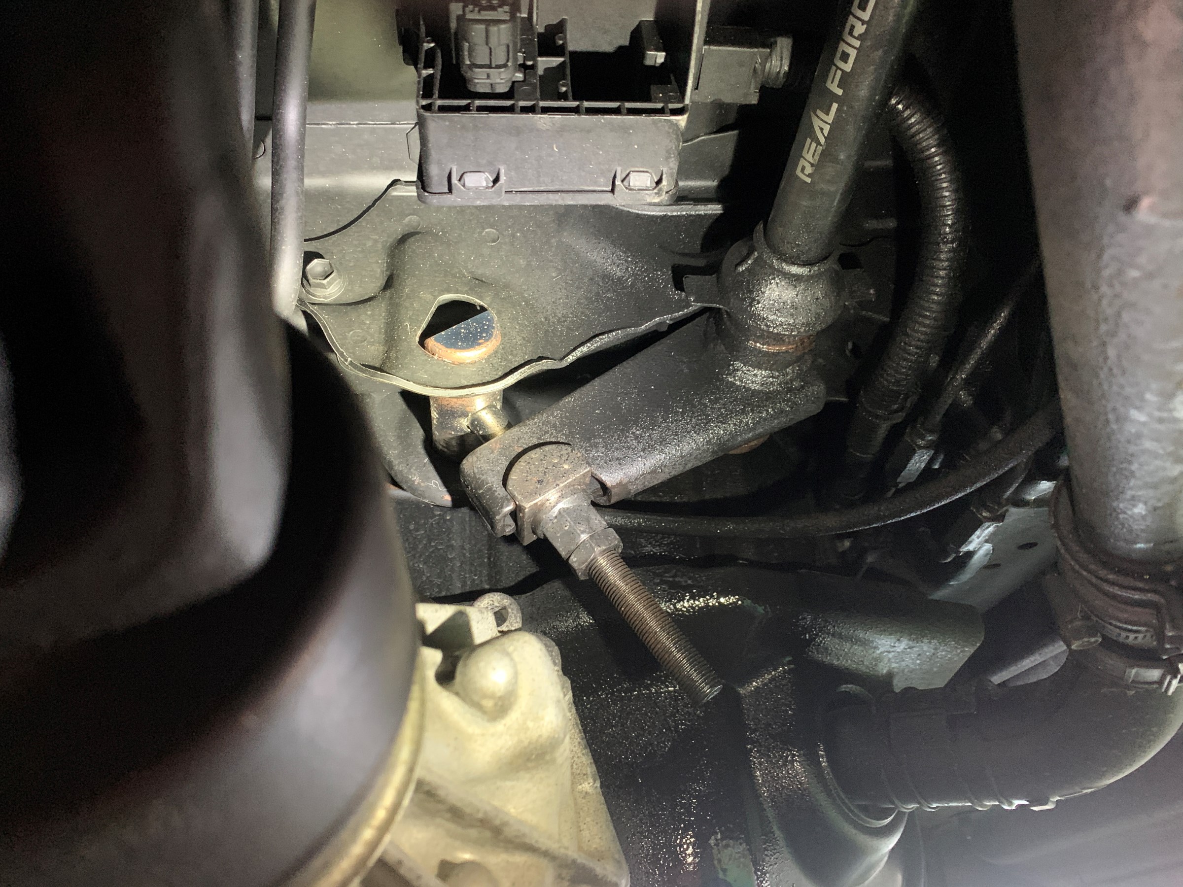 ハイエース レジアスエース 4wd ローダウンは愛情が必要です トヨタ ハイエース 足まわり サスペンション ブレーキ 足まわり サスペンション ブレーキ サスペンションパーツ関連取付 Pit作業レポート Cockpit Age3 コクピットエイジ 車の