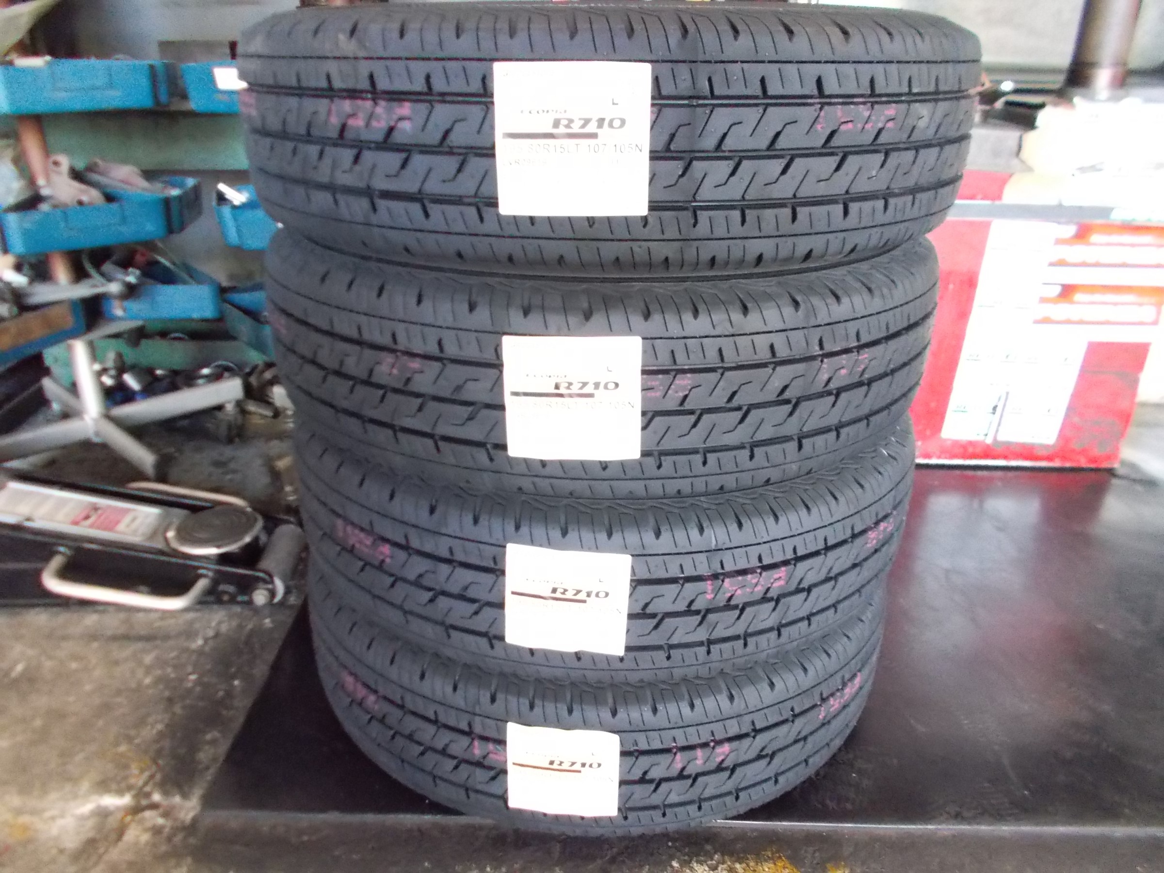 レビュー高評価の商品!の商品をすべて ブリヂストン R710 195/50R15 107/105N 2本セット ②（エコピア タイヤ・ホイール
