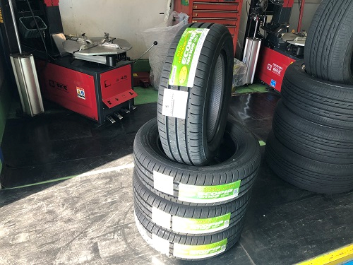 TTT MSW ネイビー ダイヤモンド模様 ジップアップ TTT MSW ネイビー ダイヤモンド模様 ジップアップ