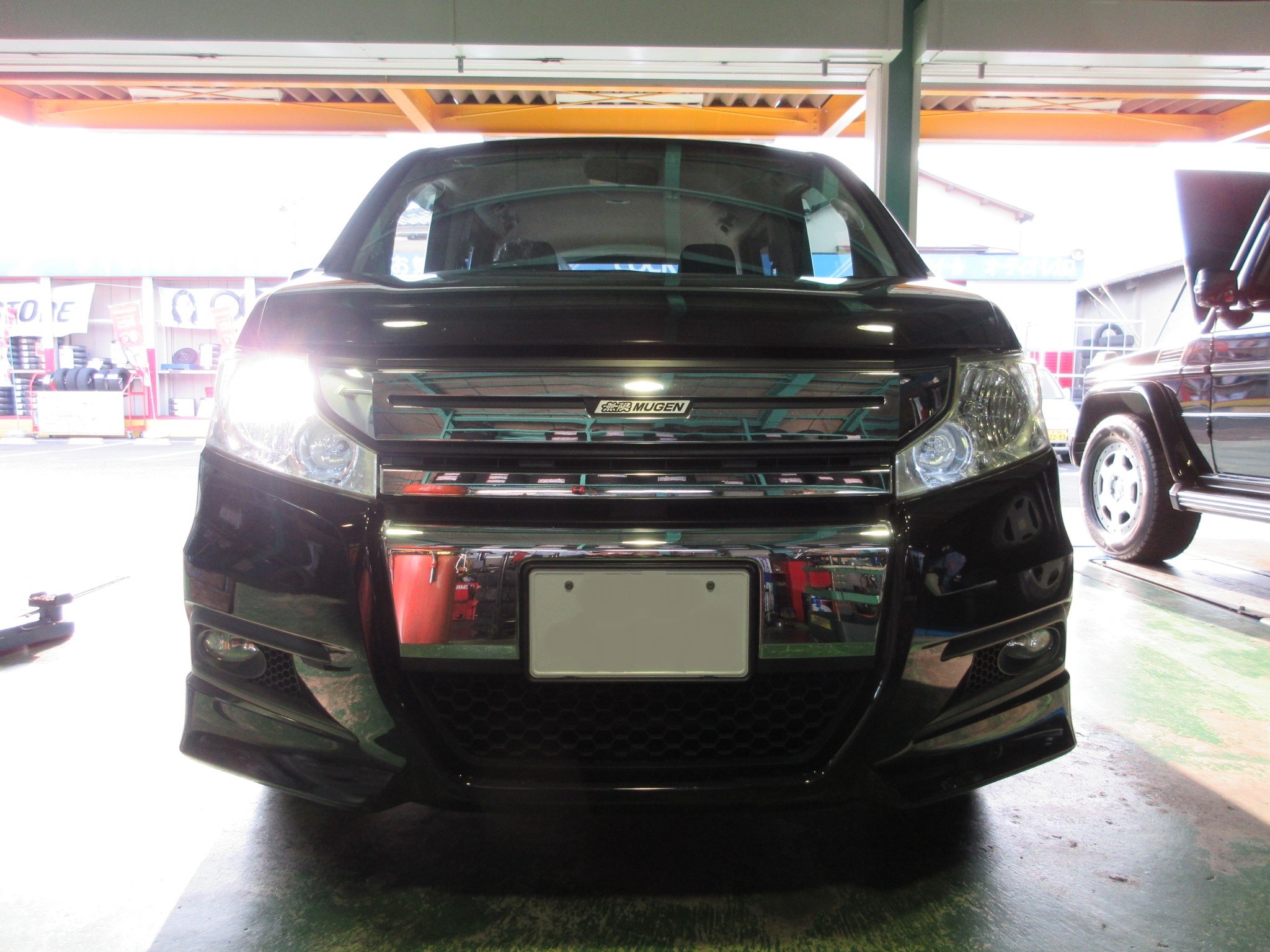 ステップワゴン 純正hidバーナー交換 ホンダ ステップワゴン Hid Led その他電装系 Staff日記 コクピット さつま貝塚 車のカスタマイズにかかわるスタッフより