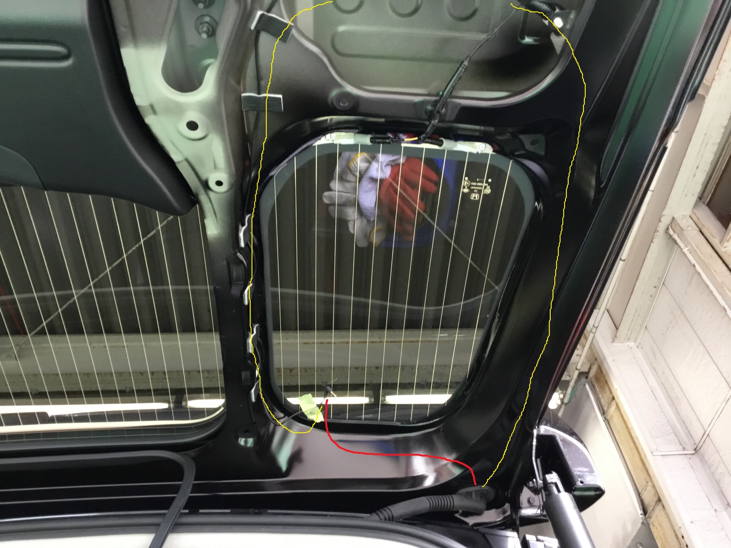 ステップワゴン ドラレコ Tvキット 取り付け ホンダ ステップワゴン Av カーナビ ドライブレコーダー Etc メンテナンス オイル バッテリー他 Atf交換 スタッフ日記 コクピット北6 車のカスタマイズにかかわるスタッフより