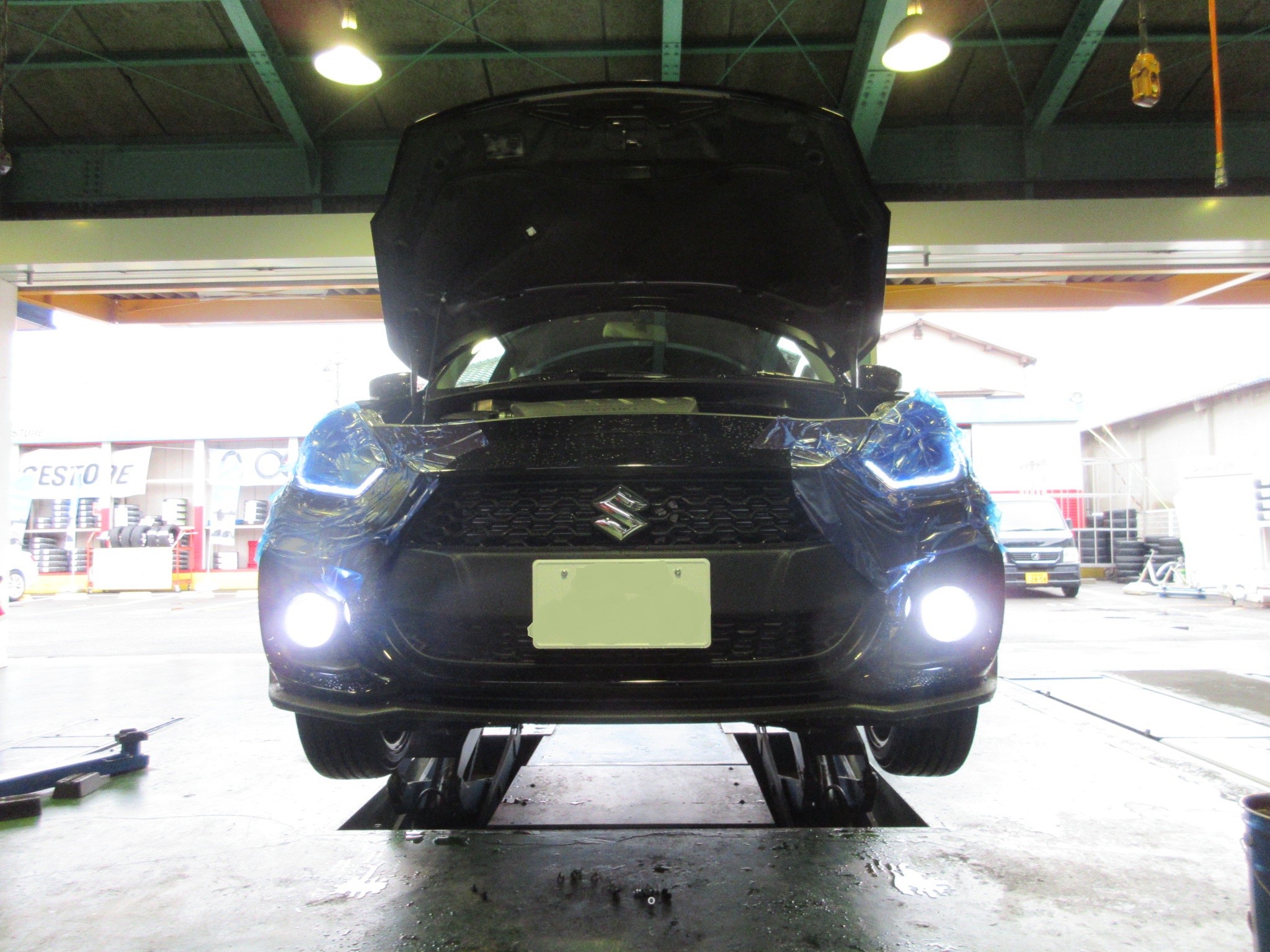 Zc33s スイフトスポーツ フォグランプ交換 スズキ スイフトスポーツ Hid Led その他電装系 Hid Led その他電装系 フォグ アシストランプ取付 Staff日記 コクピット さつま貝塚 車のカスタマイズにかかわるスタッフより
