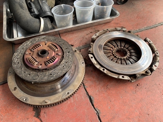 ◇MITSUBISHI LANCER EVOLUTION VIII MR [CT9A] ORC RACING CLUTCH 交換◇ | 三菱  ランサーエボリューション | スタッフ 日記 | コクピット 荒井 | 車のカスタマイズにかかわるスタッフより