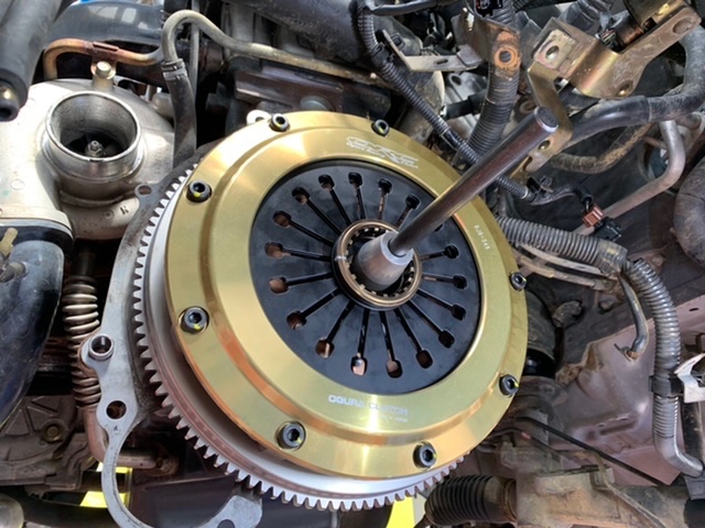 ◇MITSUBISHI LANCER EVOLUTION VIII MR [CT9A] ORC RACING CLUTCH 交換◇ 三菱  ランサーエボリューション スタッフ 日記 コクピット 荒井 車のカスタマイズにかかわるスタッフより