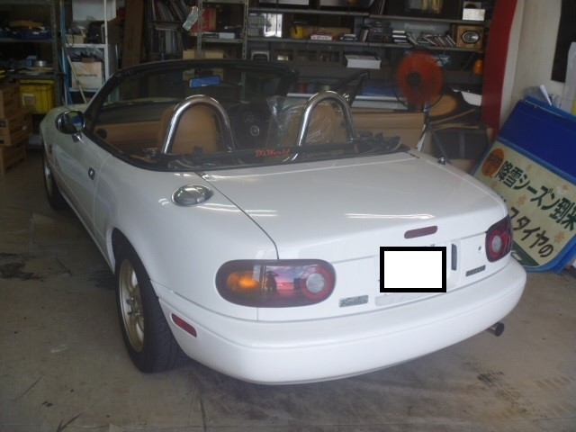 当店を代表するカスタムの鬼マシン登場 笑 マツダ ロードスター Hid Led その他電装系 Hid Led その他電装系 各種電装品 アフターパーツ取り付け事例 コクピット 麻生 お店の得意技紹介