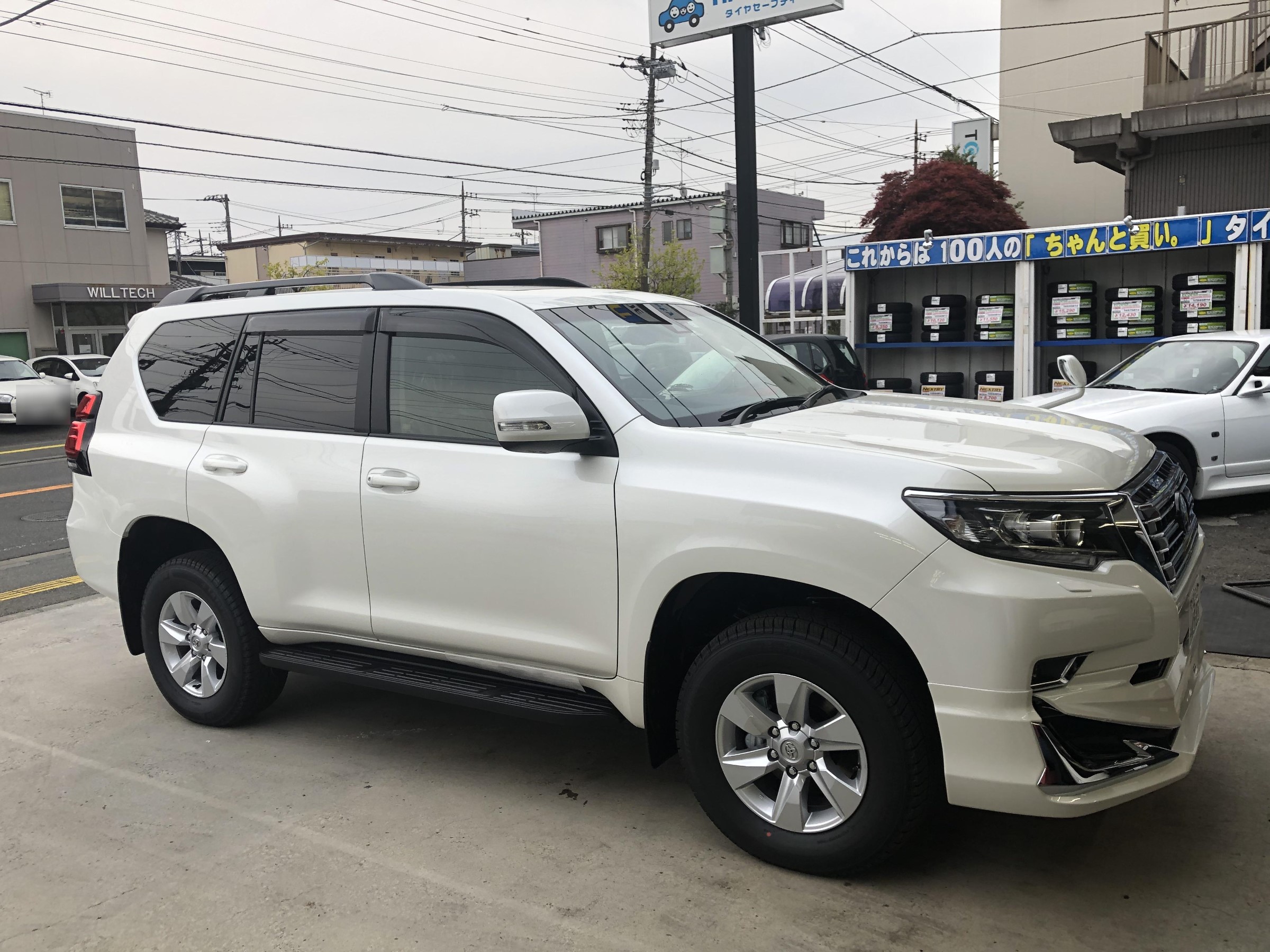 ランドクルーザープラド Alpineナビ Etc2 0 リアモニター取り付け トヨタ ランドクルーザープラド Av カーナビ ドライブレコーダー Etc カスタマイズ日記 コクピット 相模原 車のカスタマイズにかかわるスタッフより