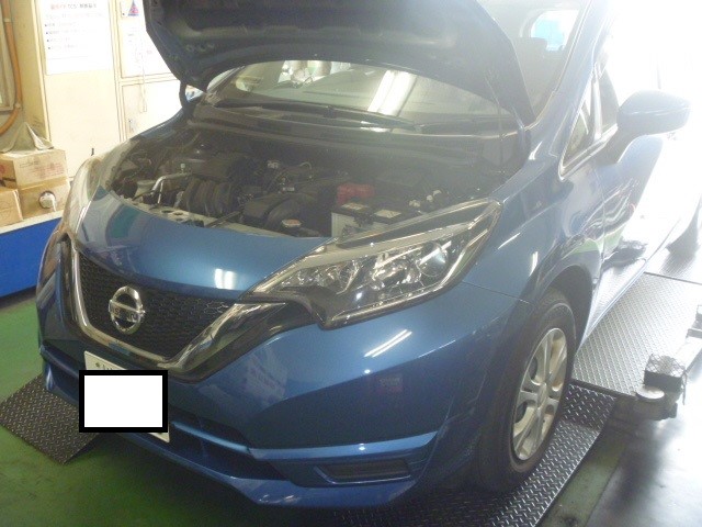 カーエアコンメンテ 暑くなる前に メンテナンス オイル バッテリー他 メンテナンス オイル バッテリー他 カーエアコン 店舗日記 コクピット 麻生 車のカスタマイズにかかわるスタッフより