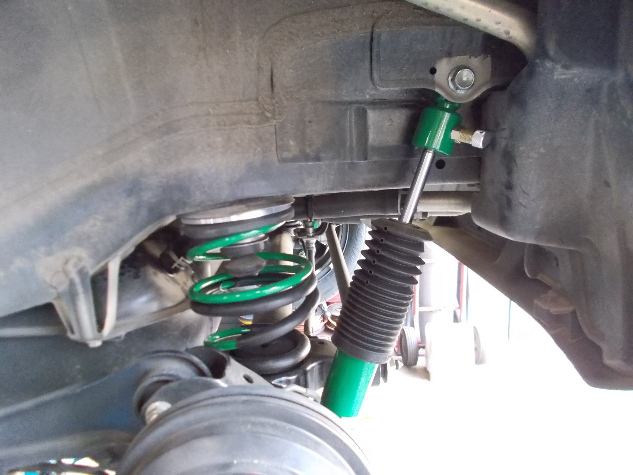 ハスラー テイン製車高調「FLEX-Z」装着&アライメント作業 ハスラー テイン製車高調「FLEX-Z」装着&アライメント作業