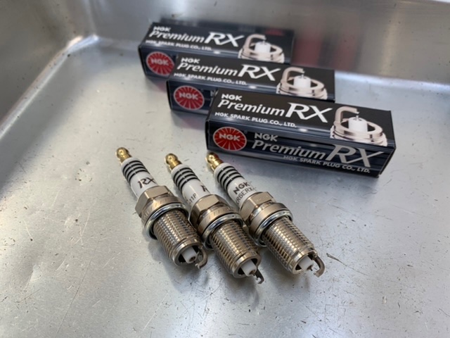 ◇NISSAN SKYLINE [ER34] NGK premium RX スパークプラグ交換◇ | 日産 スカイライン | スタッフ 日記 |  コクピット 荒井 | 車のカスタマイズにかかわるスタッフより