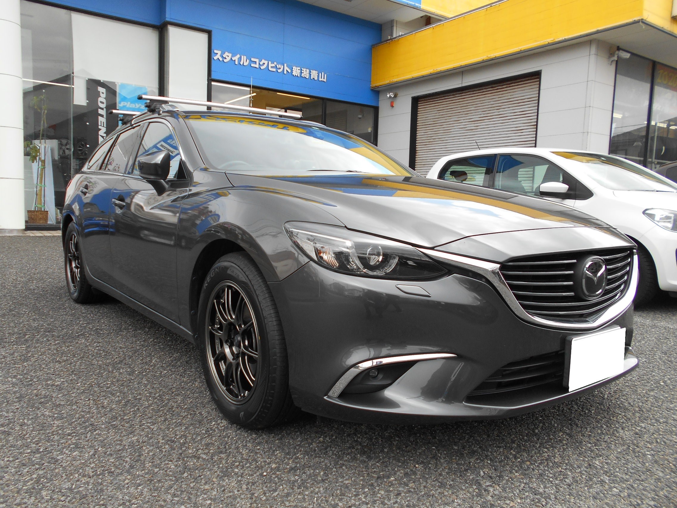 マツダ アテンザにウェッズスポーツTC105X ＆ レグノGR-XⅡの取付