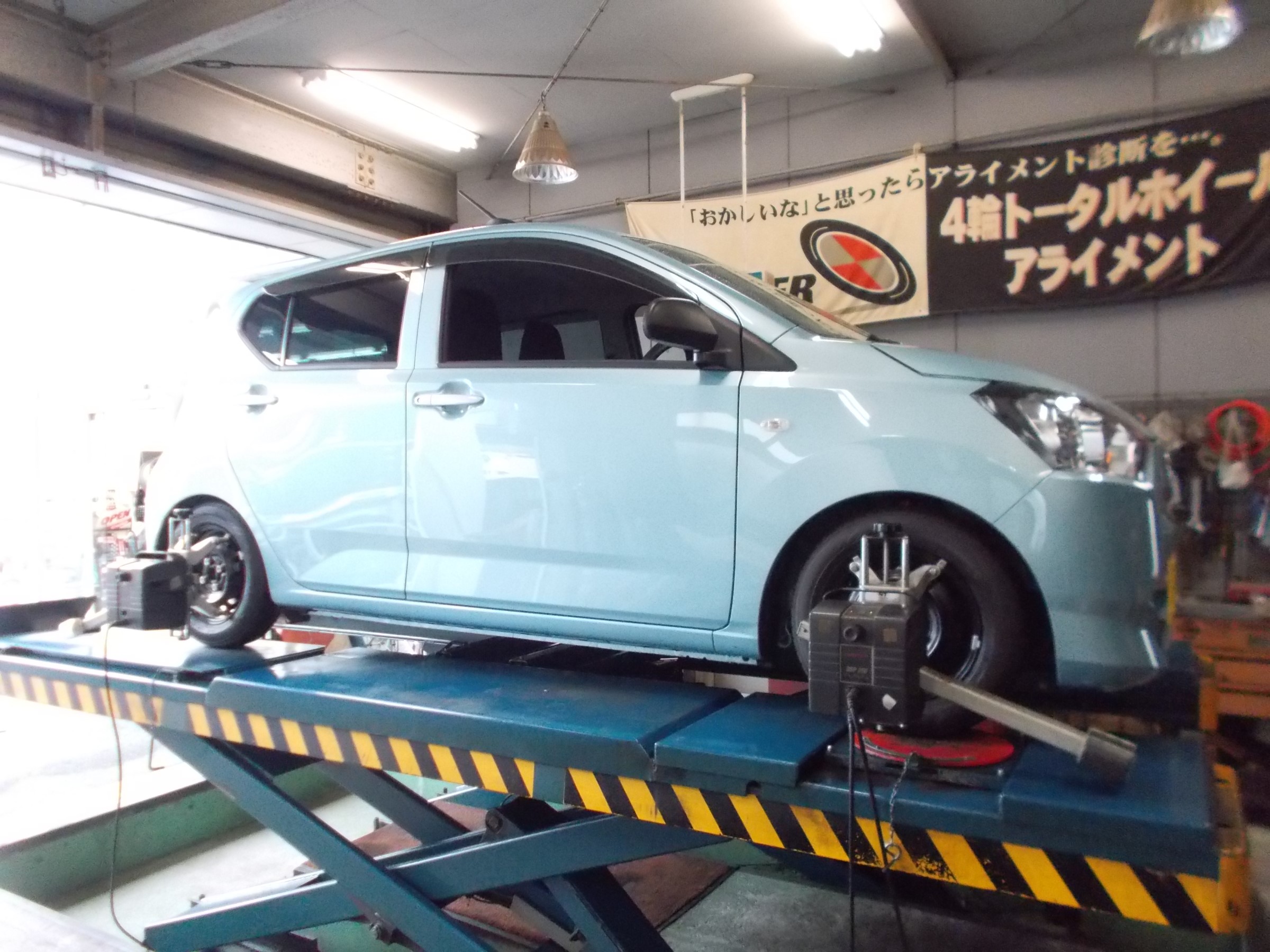 ミライース ブリッツ製車高調「ダンパーZZ-R」装着(持込み ミライース ブリッツ製車高調「ダンパーZZ-R」装着(持込み
