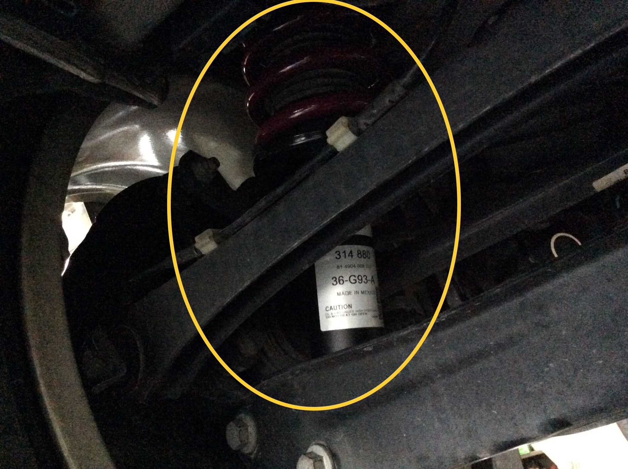 SACHS Performance PLUS 」純正形状のサスペンションキットです