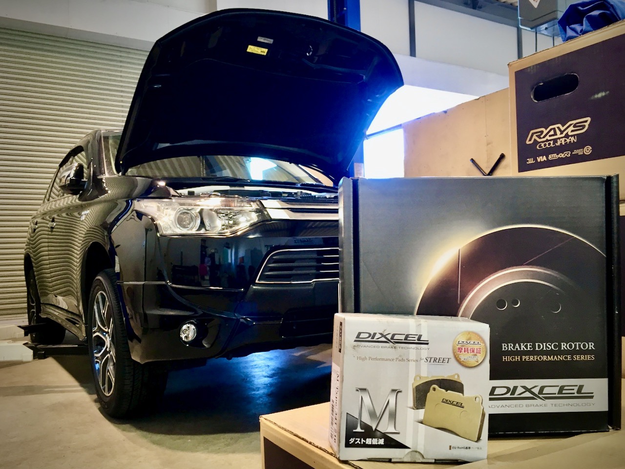 GG2W MITSUBISHI OUTLANDER PHEV ✖ KYB Lowfer Sports L-KIT