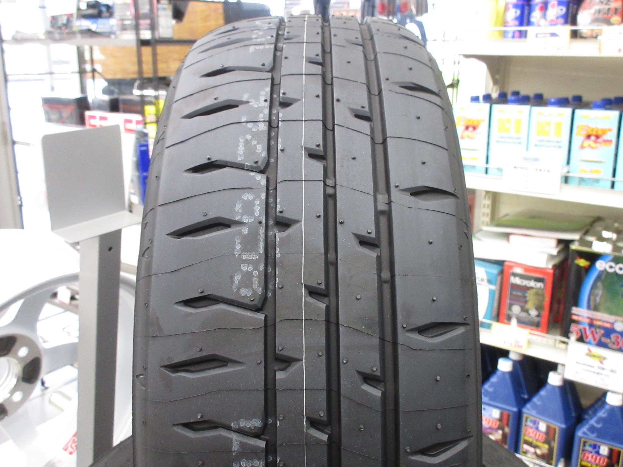 いま話題の「POTENZA RE-71RS」軽カー用の新サイズがさらに追加され