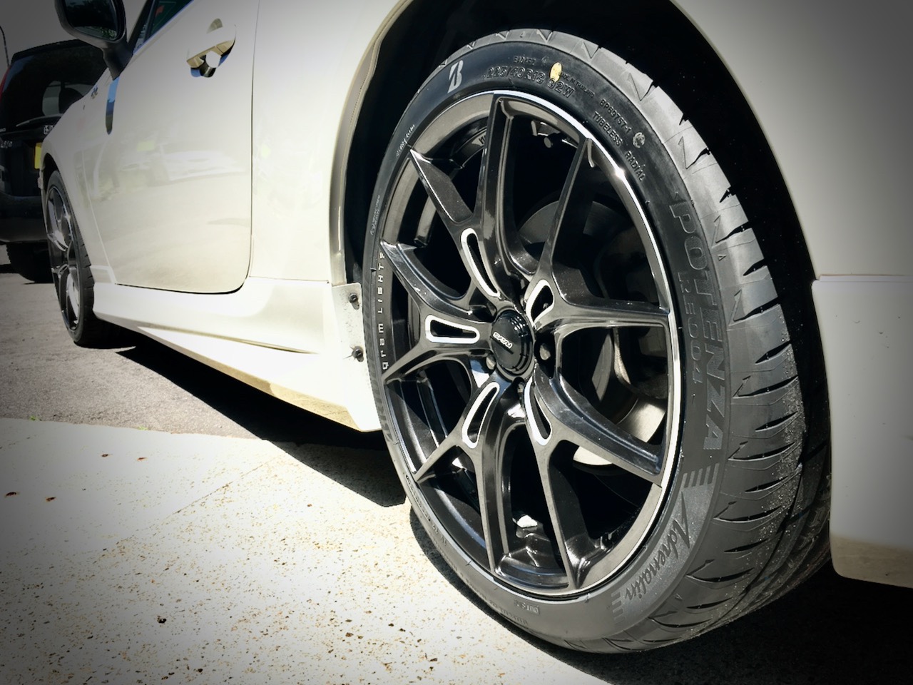 ZN6 TOYOTA 86 ✖ POTENZA Adrenalin RE004 ✖ RAYS gramLIGHTS ZN6 TOYOTA 86 ✖ POTENZA Adrenalin RE004 ✖ RAYS gramLIGHTS