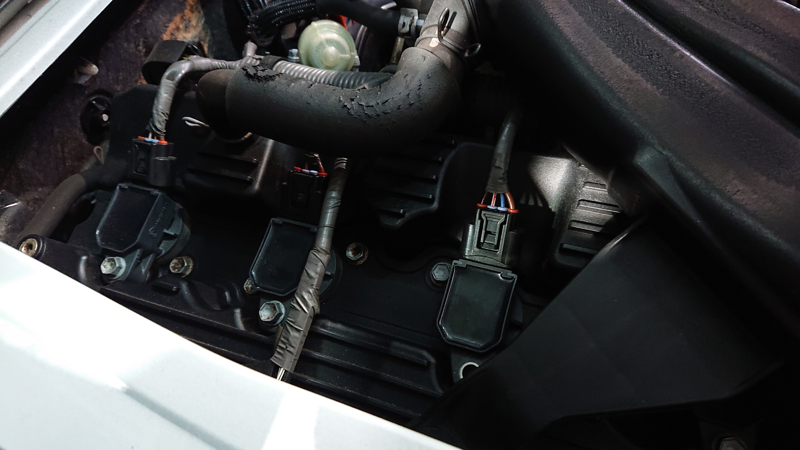 トヨタ ハイエース TRH216K に ハイスパークイグニッション