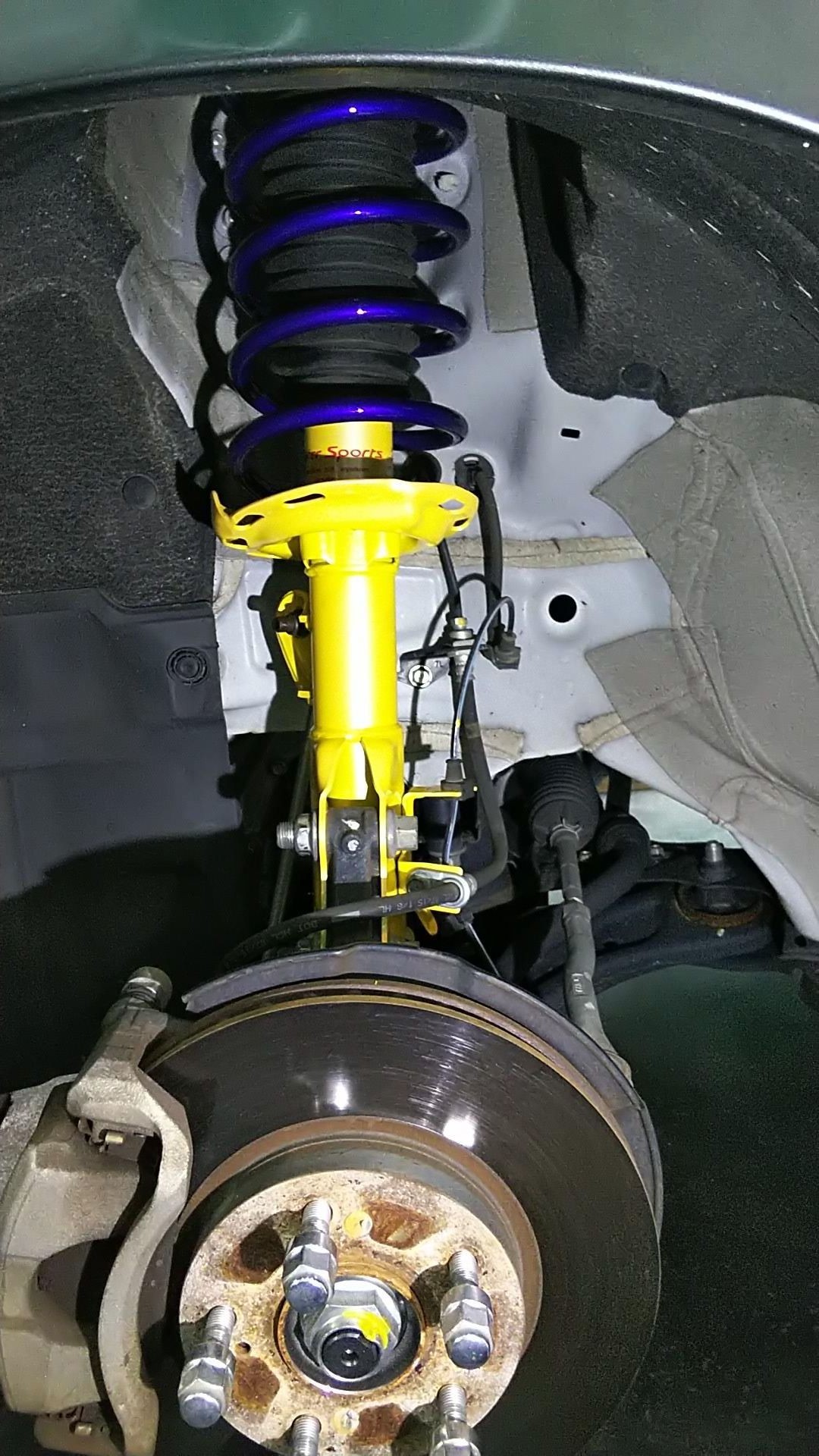 ヴェゼルにKYBのショック・バネキットです。 | ホンダ ヴェゼル 足