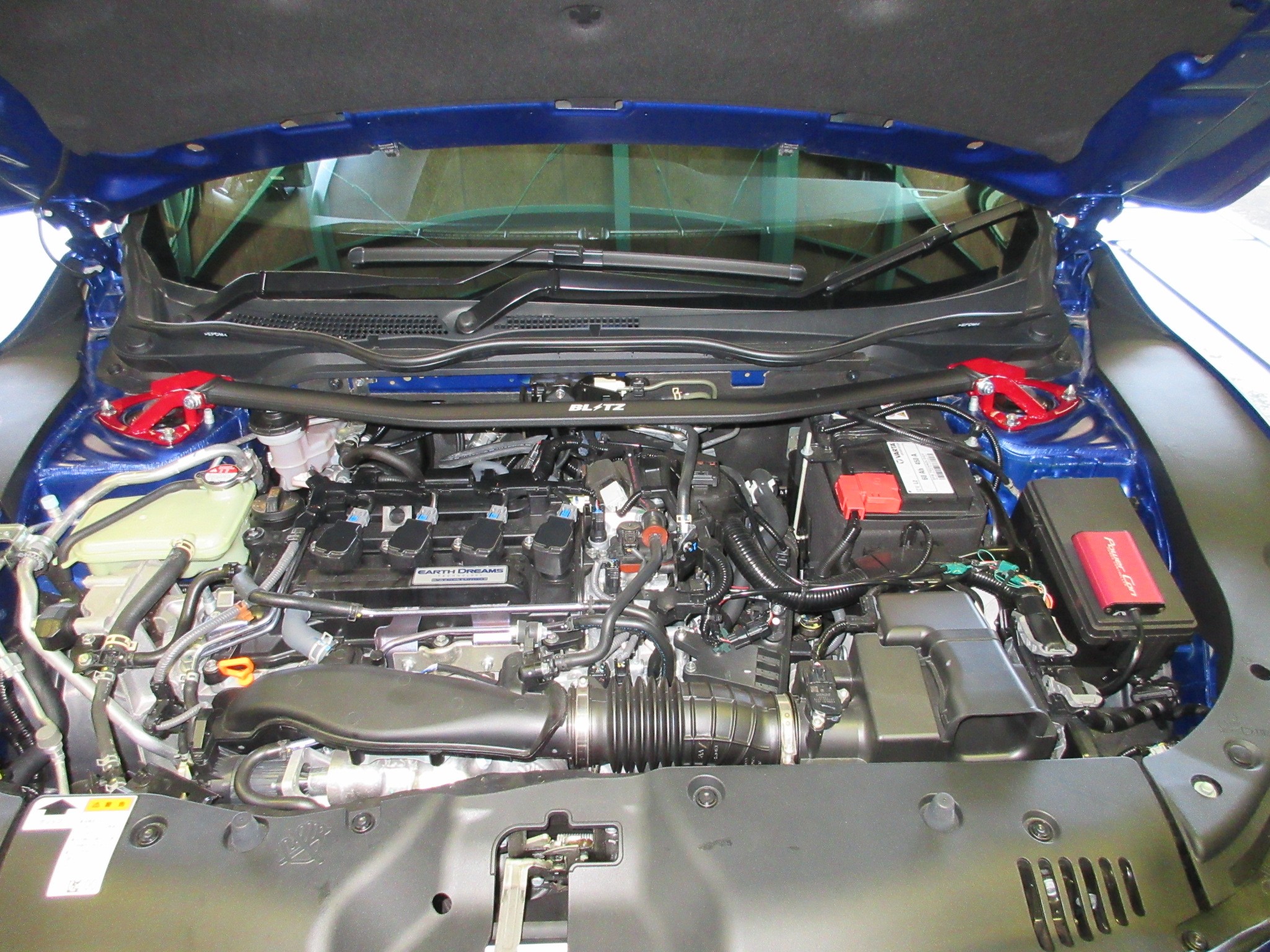 最近ブースト計が人気です ホンダ シビック Hid Led その他電装系 Hid Led その他電装系 その他各種チューニングパーツ取付 Staff日記 コクピット さつま貝塚 車のカスタマイズにかかわるスタッフより