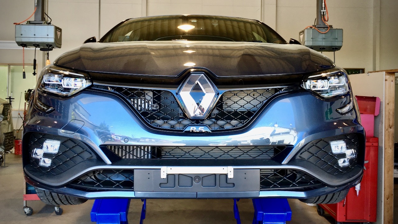 ルノー メガーヌ4RSで使用 RSパフォーマンス ルノークリオカップカー用