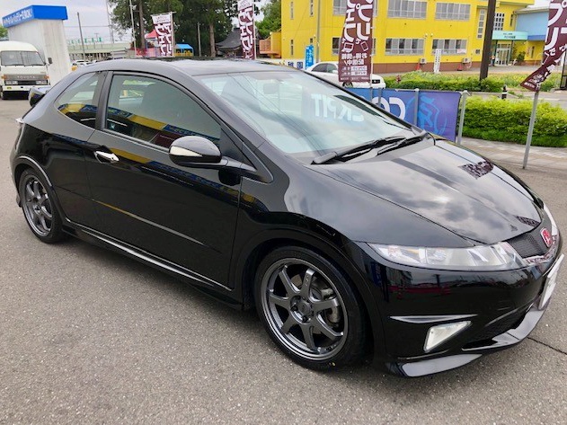 Honda シビックtype Rユーロ Fn2 オーナーズカーインデックス カスタマイズカー紹介 コクピット 107 お客さまの車高調 ドレスアップ カスタマイズなど加工取付事例車両の紹介