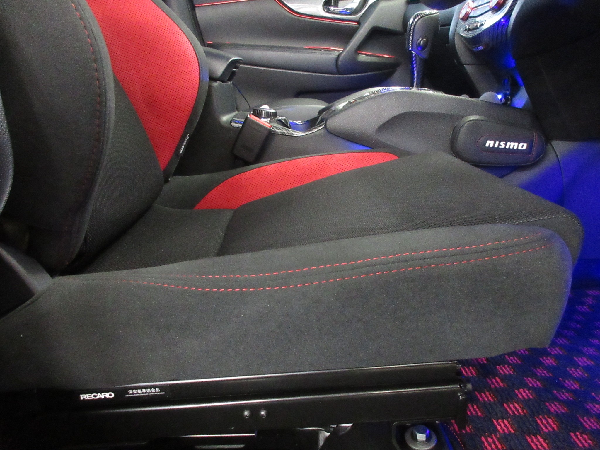 最適な価格 RECARO SR-6 GK100S 赤×黒 2段階シートヒーター付き 内装品