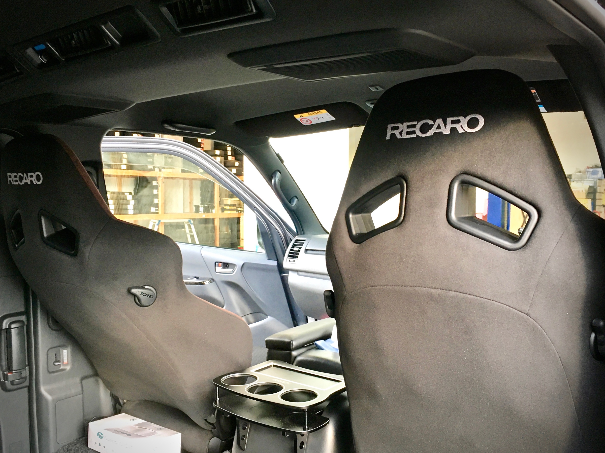 GDH206V TOYOTA HIACE ✖ RECARO SR-7F GU100H | トヨタ ハイエース