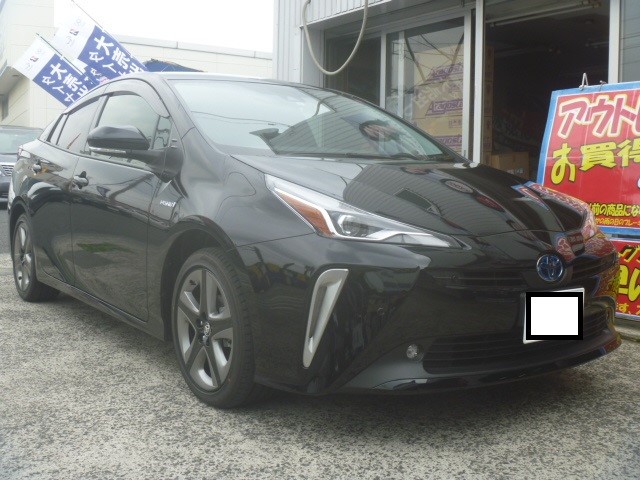 仕事の車だって格好良い方が良いに決まっとる トヨタ プリウス 足まわり サスペンション ブレーキ 足まわり サスペンション ブレーキ サスペンションパーツ関連取付 アフターパーツ取り付け事例 コクピット 麻生 お店の得意技紹介