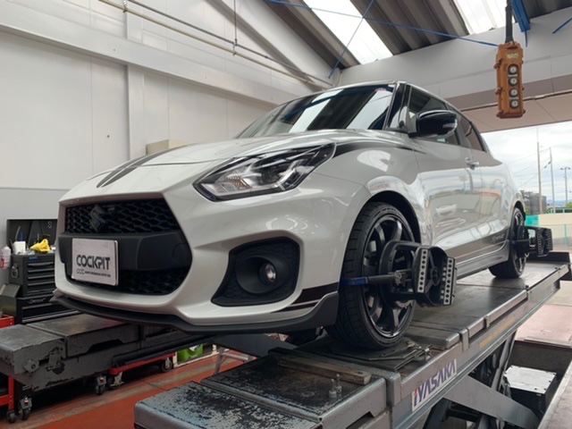 ◇SUZUKI SWIFT SPORT [ZC33S] 4輪アライメント測定&調整、HKS
