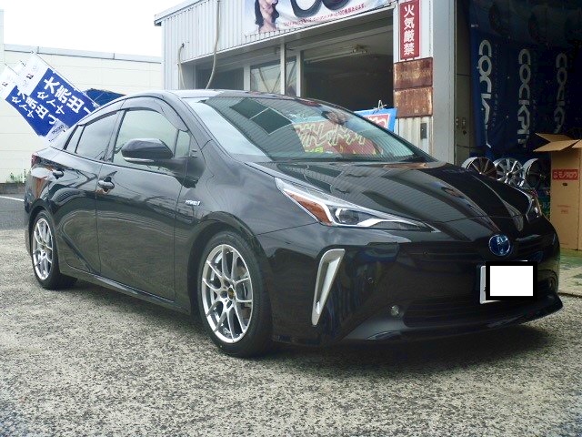 大人仕様な50プリウス。 | オーナーズカーインデックス | カスタマイズ