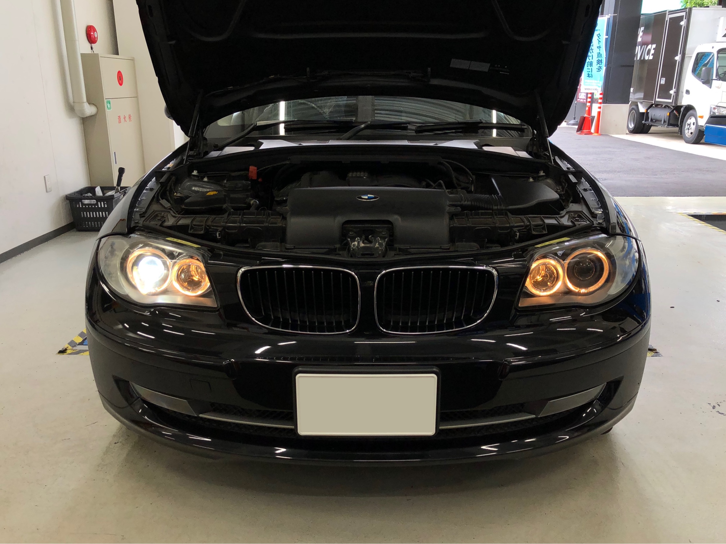E87 HID交換❗️ | BMW 1シリーズ | スタッフ日記 | コクピット21