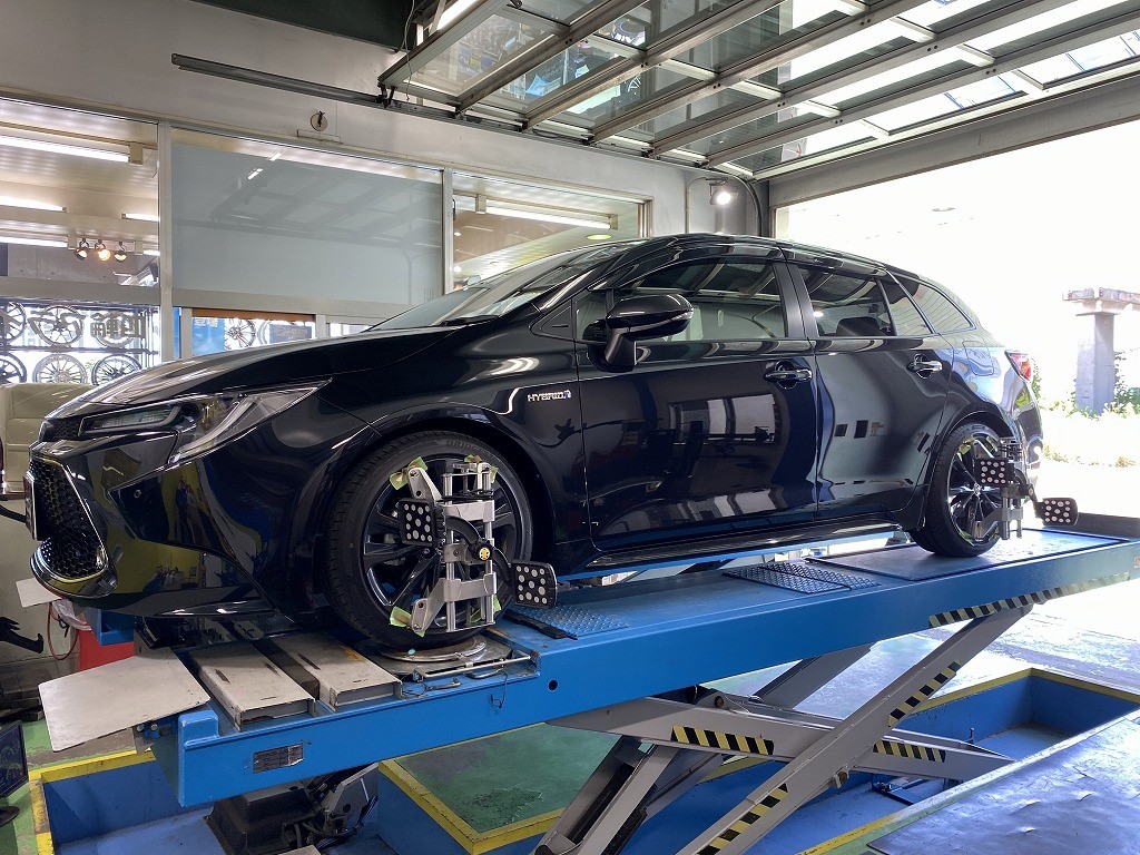 カローラツーリング・ハイブリッド RSR Ti2000 ダウンスプリング・アライメント | トヨタ カローラスポーツ 足まわり(サスペンション・ブレーキ) ホイール > 4輪トータルアライメント測定・調整 | スタッフ日記 | コクピット コジマ | 車のカスタマイズにかかわる ... カローラツーリング・ハイブリッド RSR Ti2000 ダウンスプリング・アライメント | トヨタ カローラスポーツ 足まわり(サスペンション・ブレーキ) ホイール > 4輪トータルアライメント測定・調整 | スタッフ日記 | コクピット コジマ | 車のカスタマイズにかかわる ...