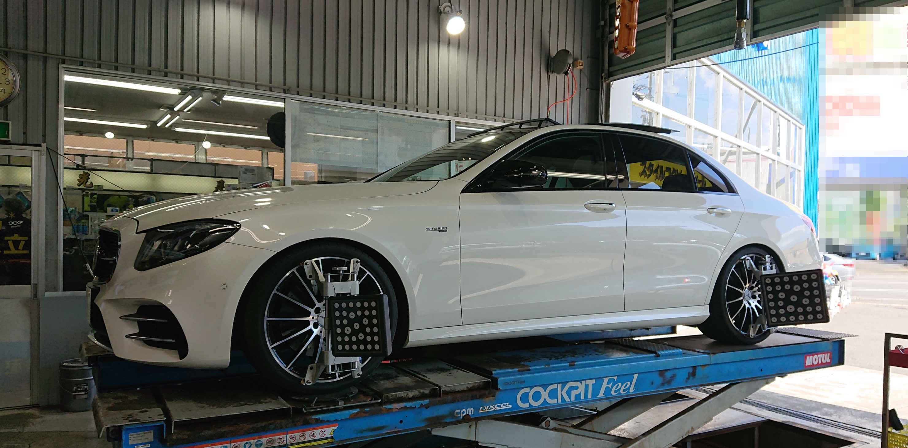 メルセデスベンツ AMG ロワリングキット