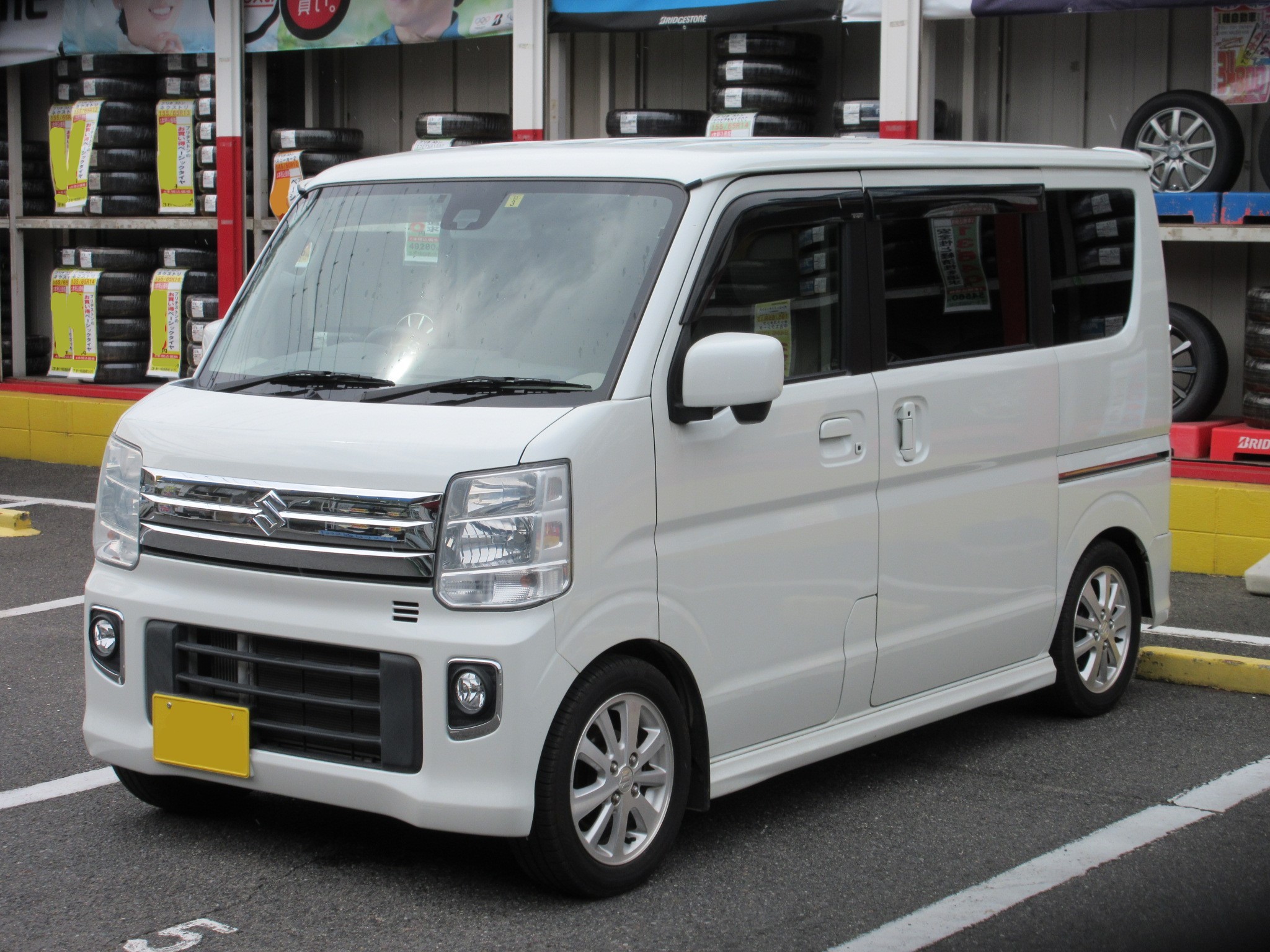 エブリイ（DA17W） ローダウン後のインチアップです。 | スズキ
