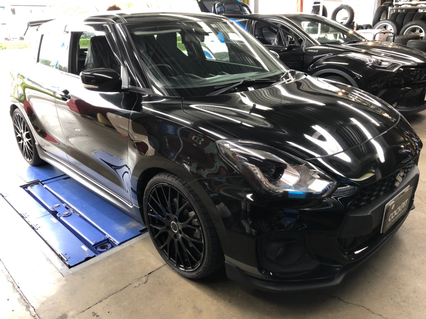 人気のスイフトスポーツ ZC33Sをカスタマイズ！ CUSCOピッチング