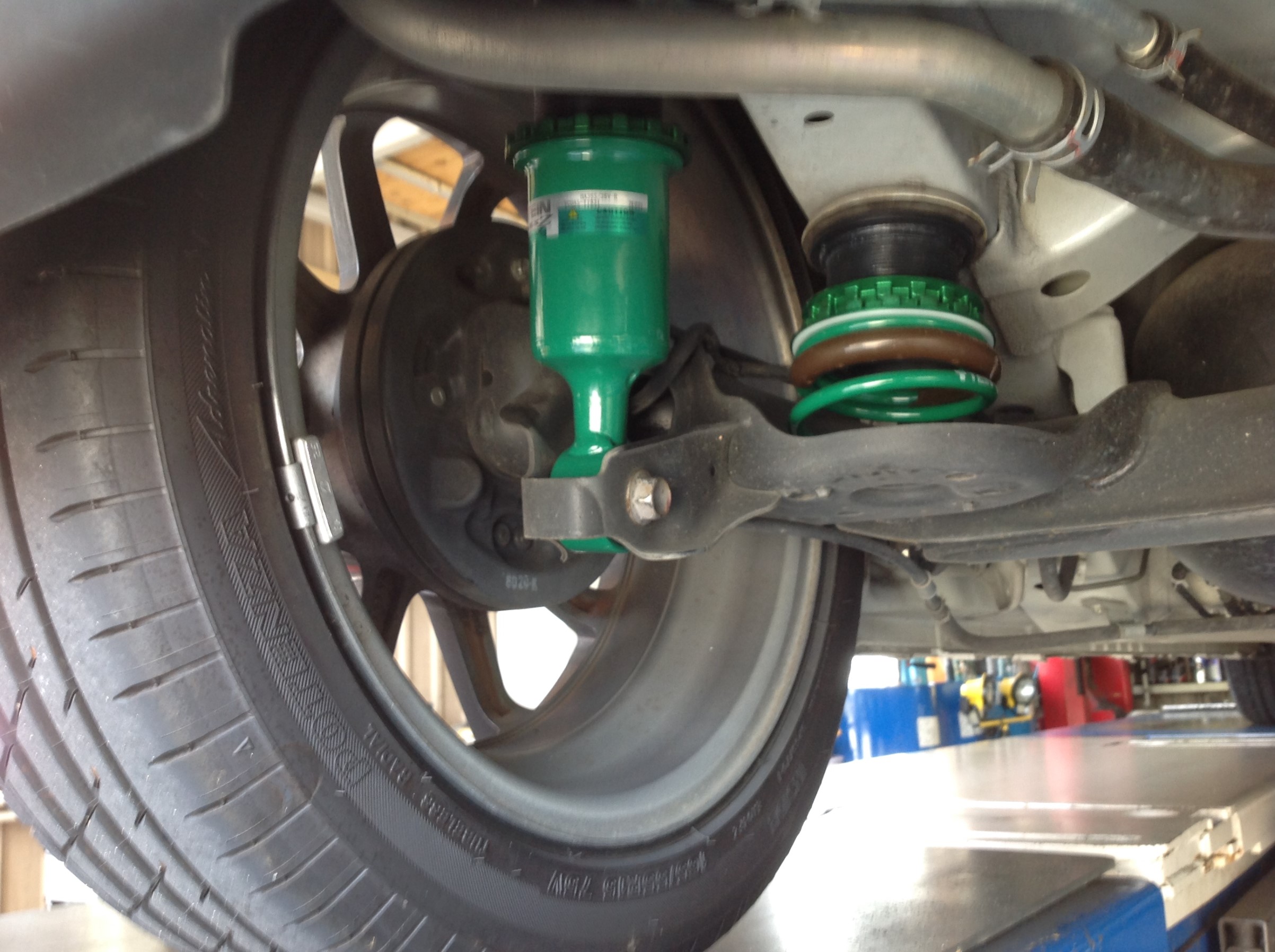 HA36Sアルトワークスさん、TEIN FLEX Z 車高調装着です ♪ | スズキ