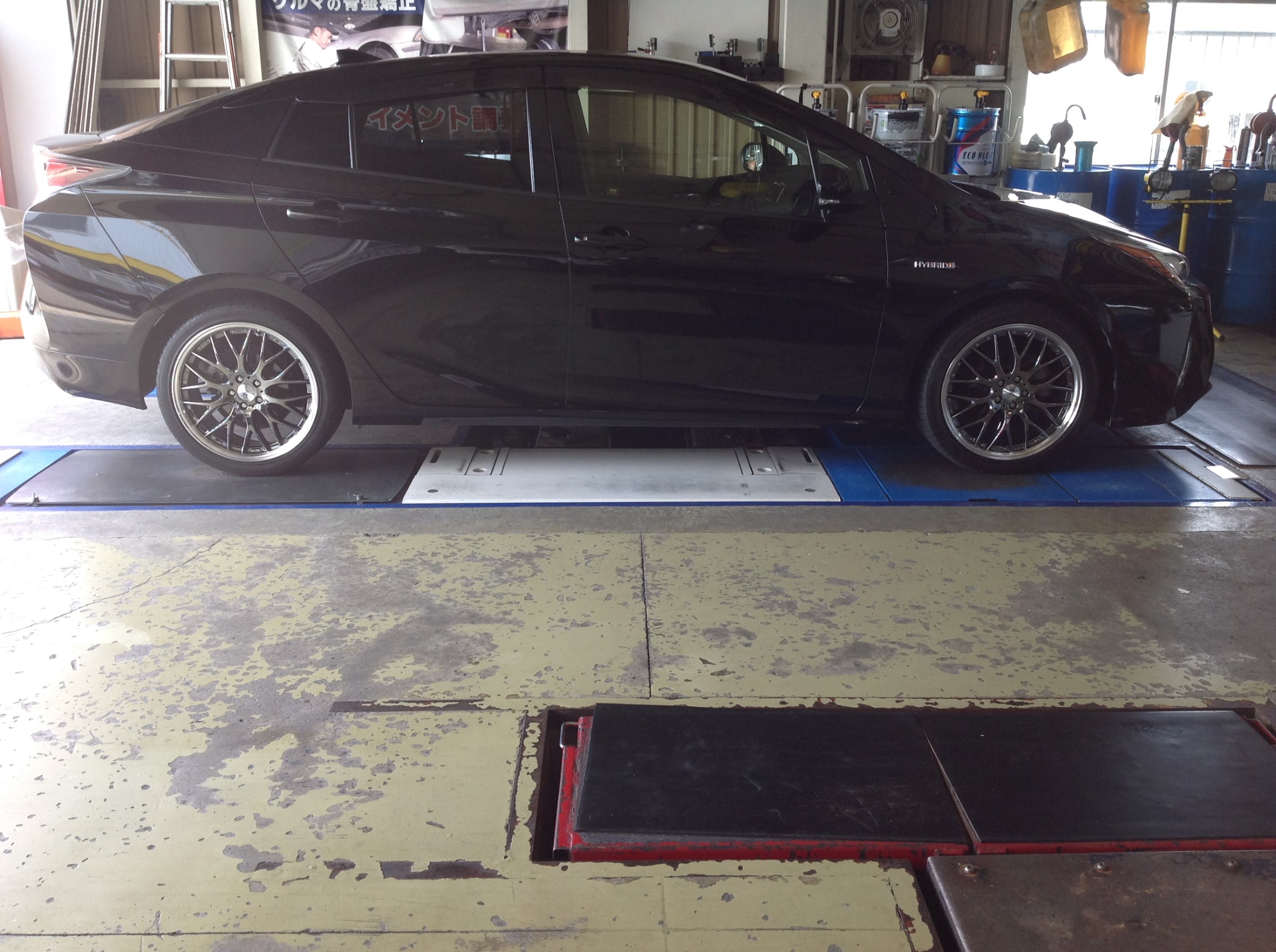 ついに再販開始 テイン フレックスZ <br>トヨタ プリウス FF車 ZVW50