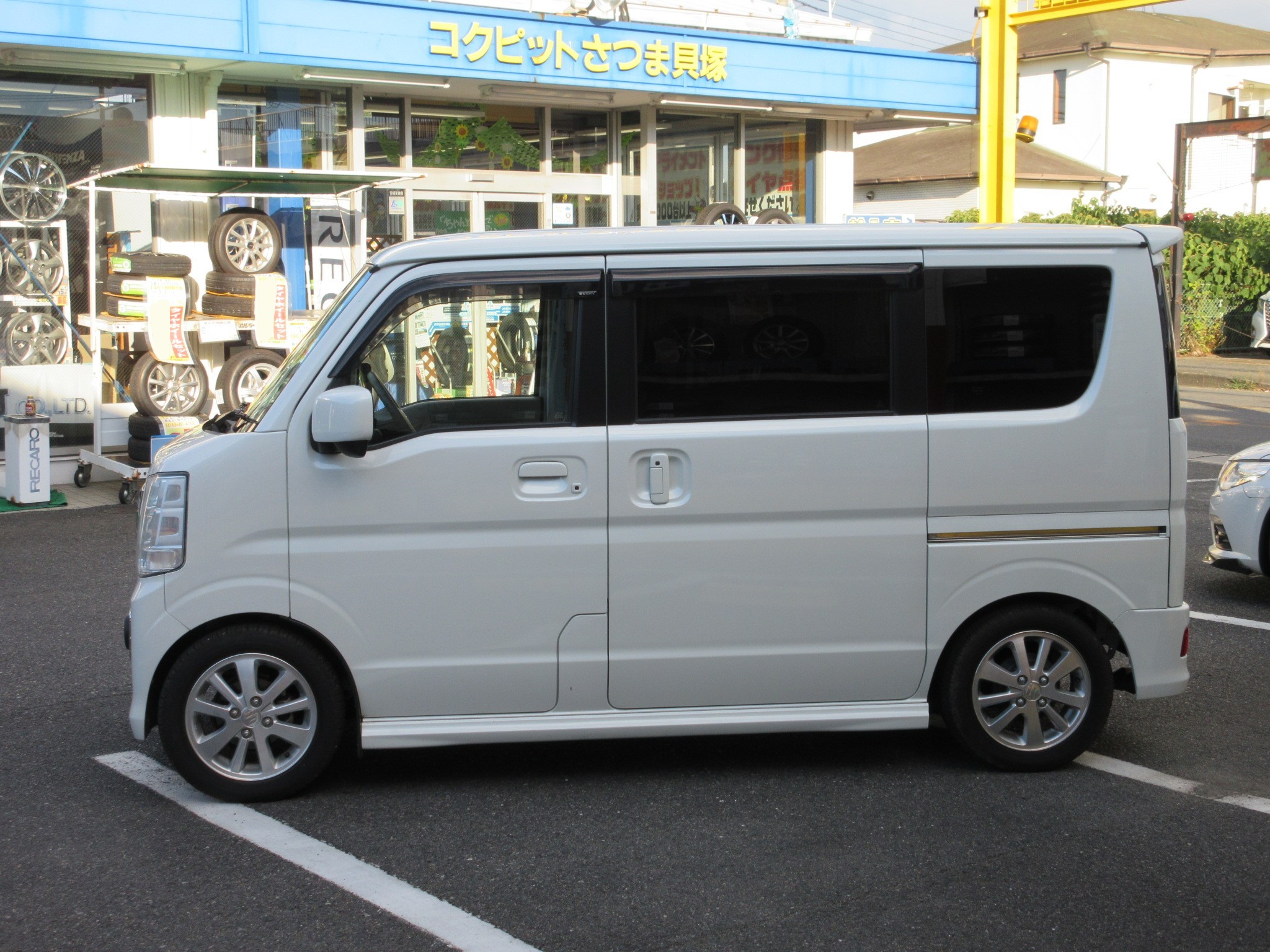 エブリイ Da17w 車高調 ラテラルロッド取付 スズキ エブリイワゴン 足まわり サスペンション ブレーキ 足まわり サスペンション ブレーキ サスペンションパーツ関連取付 Staff日記 コクピット さつま貝塚 車 のカスタマイズにかかわるスタッフより