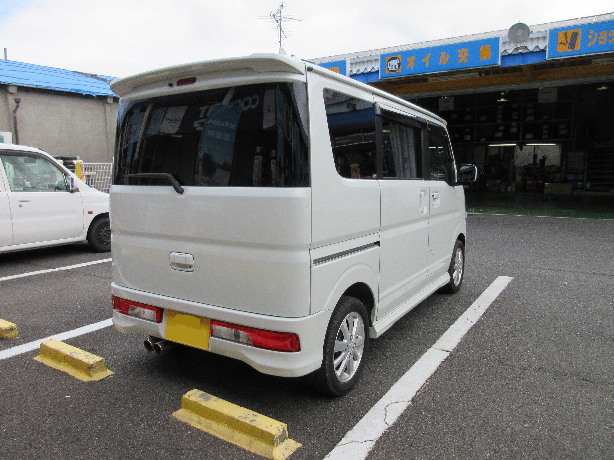 エブリイ（DA17W）車高調 ラテラルロッド取付 | スズキ エブリイワゴン 足まわり（サスペンション・ブレーキ）  足まわり（サスペンション・ブレーキ） > サスペンションパーツ関連取付 | STAFF日記 | コクピット さつま貝塚 |  車のカスタマイズにかかわるスタッフより