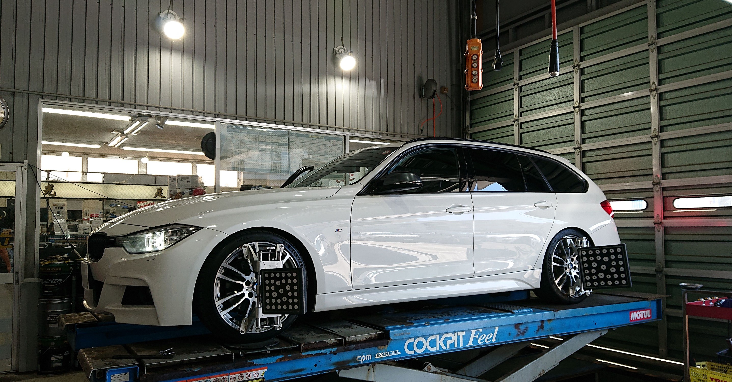 KW Version-1 取付 ＆ 4輪アライメント調整作業 ／ BMW F31 320i