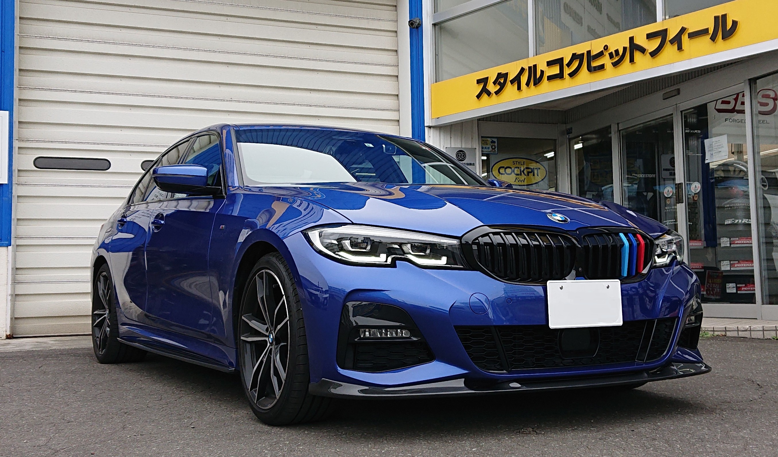 3DDesign カーボン製 エアロパーツ取付作業 ／ BMW G20 320d xDrive M