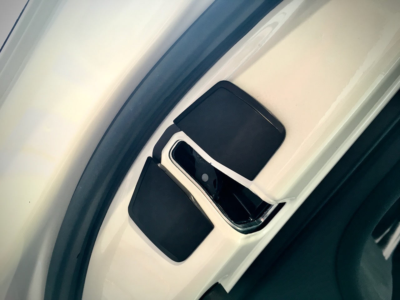 Trd Door Stabilizer メモらんだむ コクピット 福島 車のカスタマイズにかかわるスタッフより