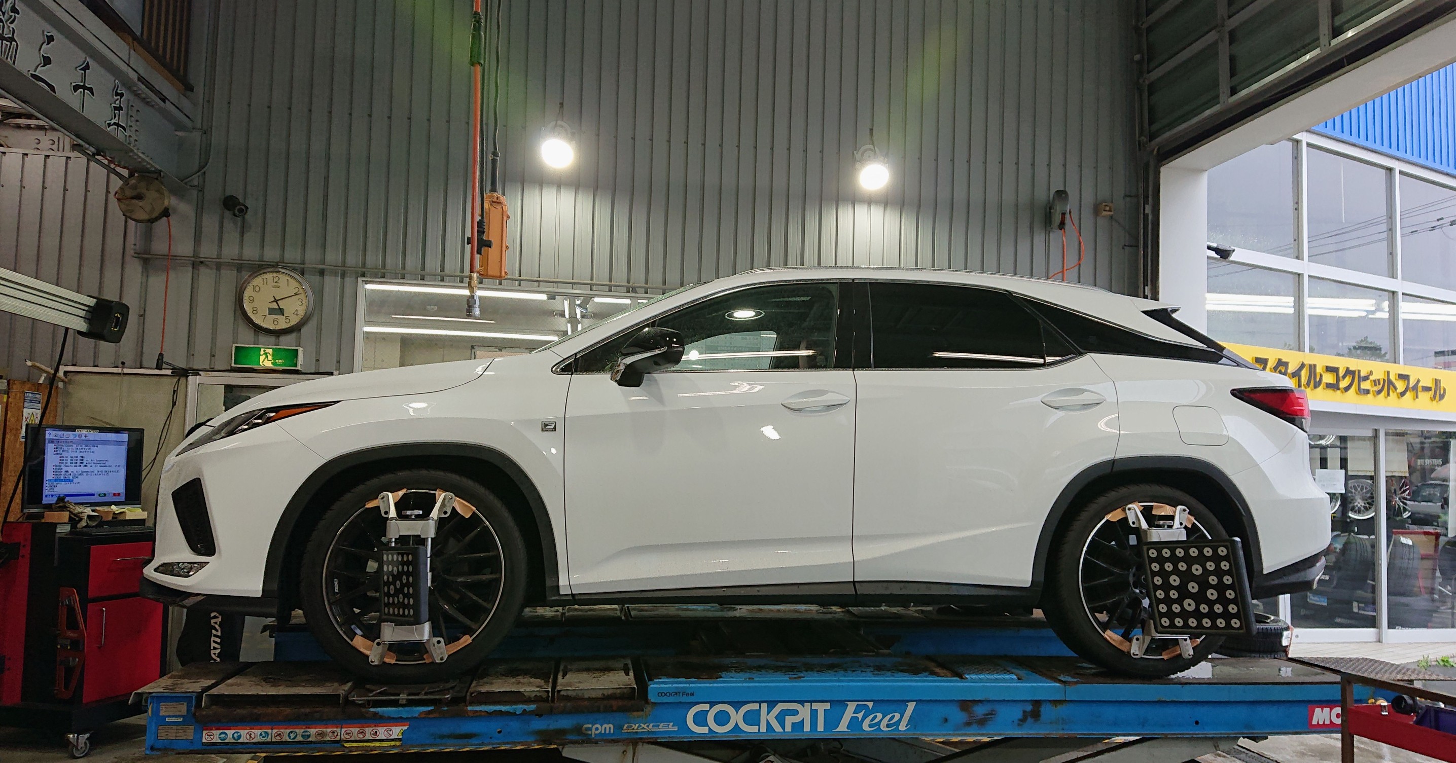 レクサス RX300 F SPORT AWD に RS☆R ダウンスプリング取付と4