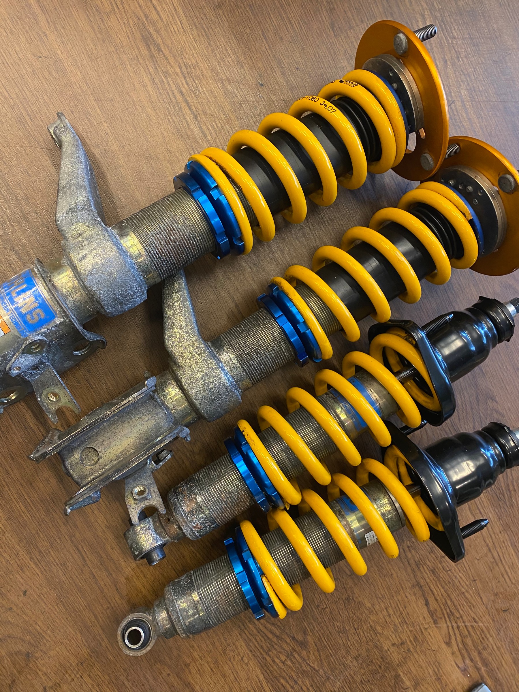 インテグラタイプR dc5 スーパーオーリンズ ねじ式車高調 タイロッド対策